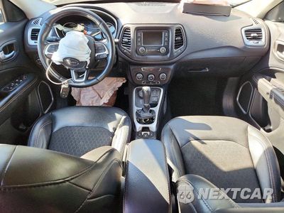 Zdjęcie 8 z 13 samochodu: 2018 JEEP COMPASS LATITUDE VIN:3C4NJDBB8JT436303 - miniatura