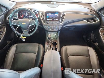 Zdjęcie 8 z 12 samochodu: 2021 CHEVROLET MALIBU PREMIER VIN:1G1ZE5SXXMF020669 - miniatura
