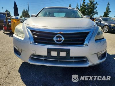 Piąte zdjęcie samochodu w środku: 2015 NISSAN ALTIMA 2.5 VIN:1N4AL3AP1FC203520 - miniatura