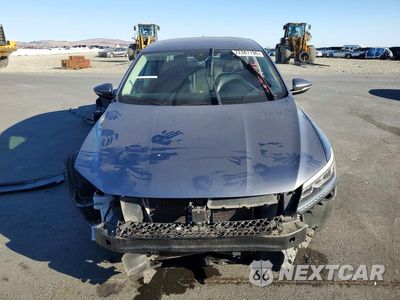 Piąte zdjęcie samochodu w środku: 2018 VOLKSWAGEN PASSAT SEL PREMIUM VIN:1VWCA7A35JC030121 - miniatura