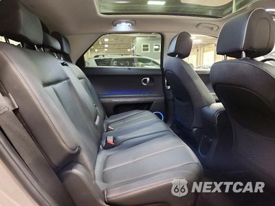 Zdjęcie 11 z 13 samochodu: 2022 HYUNDAI IONIQ 5 LIMITED VIN:KM8KRDAF2NU120533 - miniatura