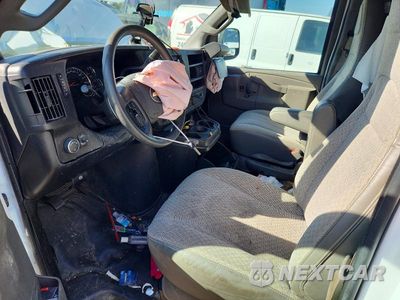 Zdjęcie 7 z 13 samochodu: 2020 CHEVROLET EXPRESS VIN:1GCWGAFG9L1277681 - miniatura
