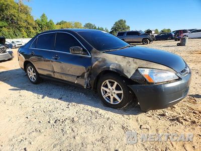 Czwarte zdjęcie samochodu z boku: 2003 HONDA ACCORD EX VIN:1HGCM66543A092690 - miniatura