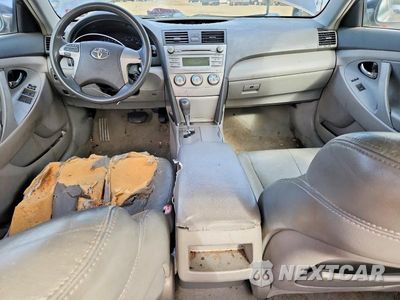Zdjęcie 8 z 12 samochodu: 2010 TOYOTA CAMRY LE VIN:4T4BF3EK7AR003721 - miniatura