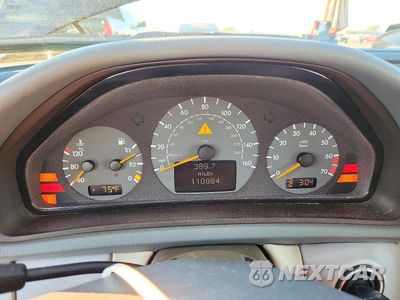 Zdjęcie 9 z 12 samochodu: 2001 MERCEDES-BENZ CLK 430 VIN:WDBLK70G41T064618 - miniatura