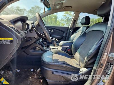 Zdjęcie 7 z 13 samochodu: 2012 HYUNDAI TUCSON VIN:KM8JU3ACXCU388740 - miniatura