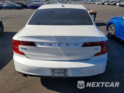 Zdjęcie 6 z 12 samochodu: 2018 VOLVO S90 T5 MOMENTUM VIN:LVY982AK8JP016931 - miniatura