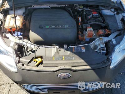 Zdjęcie 11 z 12 samochodu: 2017 FORD FOCUS BEV VIN:1FADP3R4XHL325341 - miniatura