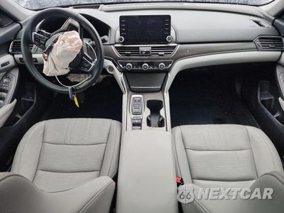 Zdjęcie 8 z 12 samochodu: 2019 HONDA ACCORD TOURING HYBRID VIN:1HGCV3F99KA007243 - miniatura