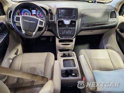Zdjęcie 8 z 13 samochodu: 2011 CHRYSLER TOWN & COUNTRY TOURING L VIN:2A4RR8DG4BR615950 - miniatura