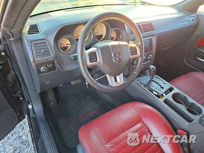 Zdjęcie 8 z 12 samochodu: 2013 DODGE CHALLENGER R/T VIN:2C3CDYBT5DH674366 - miniatura