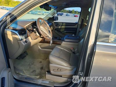 Zdjęcie 7 z 13 samochodu: 2019 CHEVROLET TAHOE C1500 LT VIN:1GNSCBKC7KR100766 - miniatura