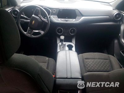 Zdjęcie 8 z 14 samochodu: 2021 CHEVROLET BLAZER 2LT VIN:3GNKBHR40MS561361 - miniatura