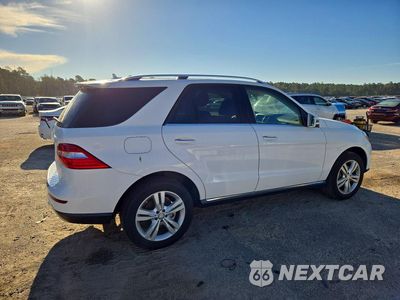 Trzecie zdjęcie samochodu z tyłu: 2015 MERCEDES-BENZ ML 350 VIN:4JGDA5JB5FA616447 - miniatura