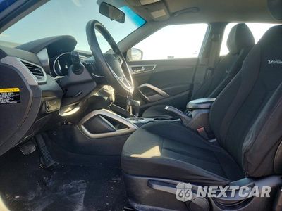 Zdjęcie 7 z 12 samochodu: 2016 HYUNDAI VELOSTER BASE VIN:KMHTC6ADXGU265743 - miniatura
