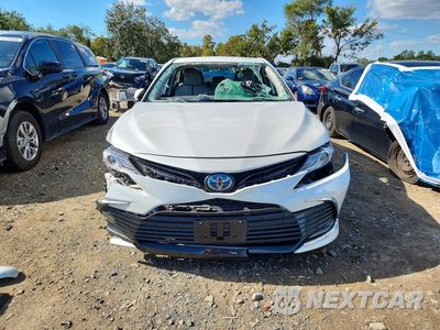 Piąte zdjęcie samochodu w środku: 2024 TOYOTA CAMRY XLE VIN:4T1F31AK4RU629740 - miniatura