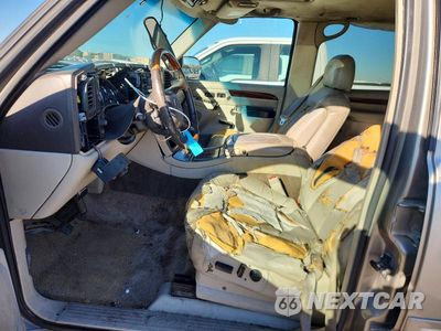 Zdjęcie 7 z 13 samochodu: 2002 CADILLAC ESCALADE LUXURY VIN:1GYEK63N62R290294 - miniatura