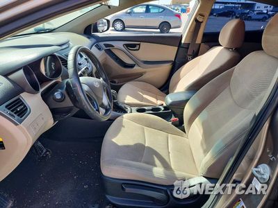 Zdjęcie 7 z 12 samochodu: 2014 HYUNDAI ELANTRA SE VIN:5NPDH4AE9EH511809 - miniatura