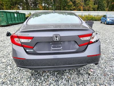 Zdjęcie 6 z 12 samochodu: 2018 HONDA ACCORD LX VIN:1HGCV1F1XJA082627 - miniatura