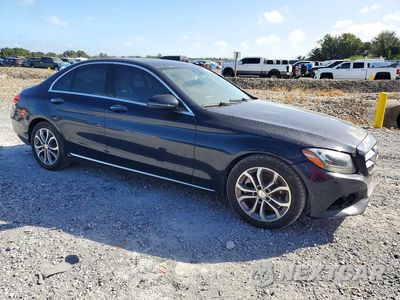 Czwarte zdjęcie samochodu z boku: 2016 MERCEDES-BENZ C 300 VIN:55SWF4JB4GU157962 - miniatura