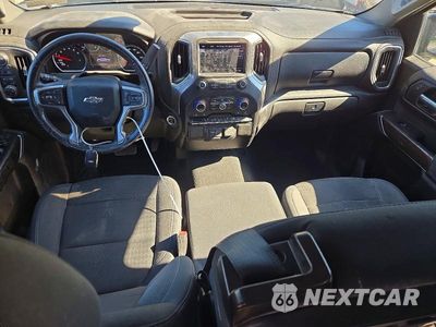 Zdjęcie 8 z 13 samochodu: 2021 CHEVROLET SILVERADO K1500 RST VIN:1GCRYEEK3MZ336301 - miniatura