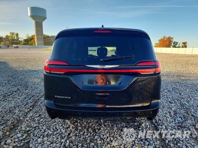 Zdjęcie 6 z 14 samochodu: 2025 CHRYSLER PACIFICA SELECT VIN:2C4RC1BG7SR568835 - miniatura