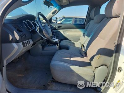 Zdjęcie 7 z 13 samochodu: 2006 TOYOTA TACOMA DLX VIN:5TENX22N66Z296060 - miniatura
