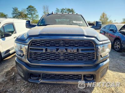 Piąte zdjęcie samochodu w środku: 2024 RAM 3500 TRADESMAN VIN:3C63RRGL3RG208364 - miniatura