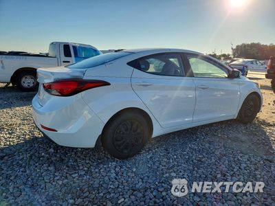 Trzecie zdjęcie samochodu z tyłu: 2016 HYUNDAI ELANTRA SE VIN:5NPDH4AE8GH797347 - miniatura