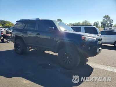 Czwarte zdjęcie samochodu z boku: 2016 TOYOTA 4RUNNER SR5 VIN:JTEBU5JR6G5361006 - miniatura