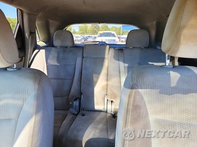 Zdjęcie 10 z 13 samochodu: 2011 KIA SORENTO LX VIN:5XYKT4A11BG062518 - miniatura