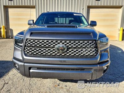 Piąte zdjęcie samochodu w środku: 2019 TOYOTA TUNDRA SR5 VIN:5TFUY5F11KX868560 - miniatura