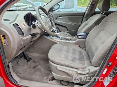 Zdjęcie 7 z 13 samochodu: 2011 KIA SPORTAGE LX VIN:KNDPB3A2XB7067192 - miniatura