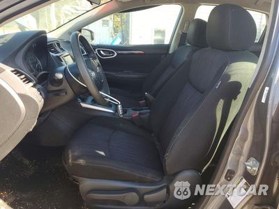 Zdjęcie 7 z 12 samochodu: 2019 NISSAN SENTRA SV VIN:3N1AB7AP3KY339978 - miniatura