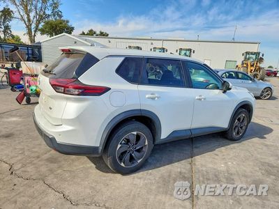 Trzecie zdjęcie samochodu z tyłu: 2024 NISSAN ROGUE SV VIN:5N1BT3BA7RC700404 - miniatura