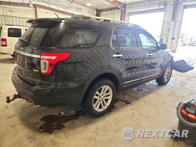 Trzecie zdjęcie samochodu z tyłu: 2015 FORD EXPLORER XLT VIN:1FM5K8D84FGB30017 - miniatura