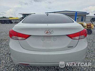 Zdjęcie 6 z 13 samochodu: 2013 HYUNDAI ELANTRA LIMITED VIN:5NPDH4AE1DH190198 - miniatura