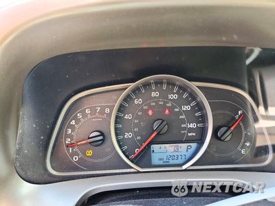 Zdjęcie 9 z 13 samochodu: 2015 TOYOTA RAV4 XLE VIN:JTMRFREV0FD157527 - miniatura