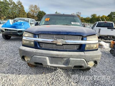 Piąte zdjęcie samochodu w środku: 2002 CHEVROLET AVALANCHE K1500 VIN:3GNEK13T02G273330 - miniatura