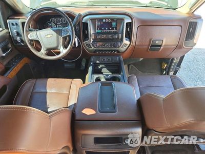 Zdjęcie 8 z 13 samochodu: 2015 CHEVROLET SILVERADO K3500 HIGH COUNTRY VIN:1GC4K1E8XFF569010 - miniatura