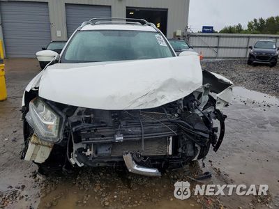 Piąte zdjęcie samochodu w środku: 2014 NISSAN ROGUE SL VIN:5N1AT2MT9EC798334 - miniatura
