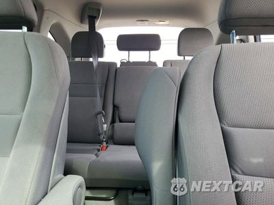 Zdjęcie 10 z 13 samochodu: 2011 HONDA CR-V SE VIN:5J6RE3H49BL061408 - miniatura