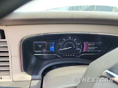 Zdjęcie 9 z 13 samochodu: 2015 LINCOLN NAVIGATOR VIN:5LMJJ2HT5FEJ11630 - miniatura