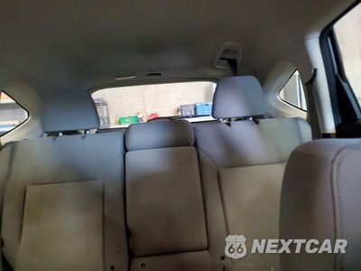 Zdjęcie 10 z 13 samochodu: 2016 HONDA CR-V LX VIN:2HKRM4H35GH714544 - miniatura