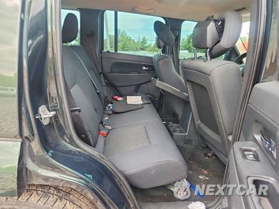 Zdjęcie 11 z 14 samochodu: 2012 JEEP LIBERTY SPORT VIN:1C4PJMAK2CW104204 - miniatura