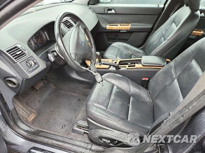 Zdjęcie 7 z 12 samochodu: 2008 VOLVO S40 2.4I VIN:YV1MS390382383975 - miniatura