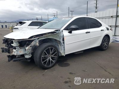 2021 TOYOTA CAMRY SE 4T1G11AK8MU552728 - główne zdjęcie licytacji z USA - miniatura