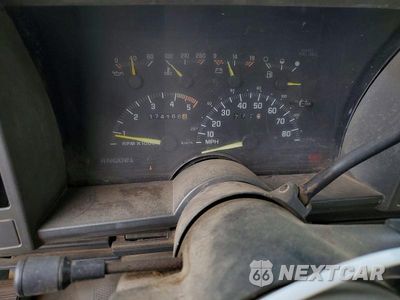 Zdjęcie 9 z 12 samochodu: 1992 GMC SIERRA C3500 HEAVY DUTY VIN:1GDKC34F8NJ520072 - miniatura