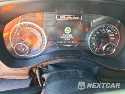 Zdjęcie 9 z 12 samochodu: 2020 RAM 1500 LARAMIE VIN:1C6RREJT0LN306472 - miniatura