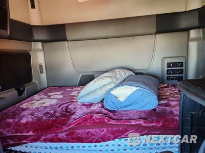 Zdjęcie 10 z 14 samochodu: 2016 INTERNATIONAL PROSTAR SEMI TRUCK VIN:3HSDJSNR6GN232547 - miniatura